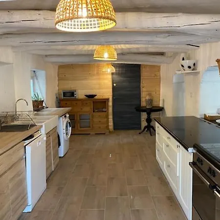 Сasa de vacaciones Maison Andalouse Avec Piscine